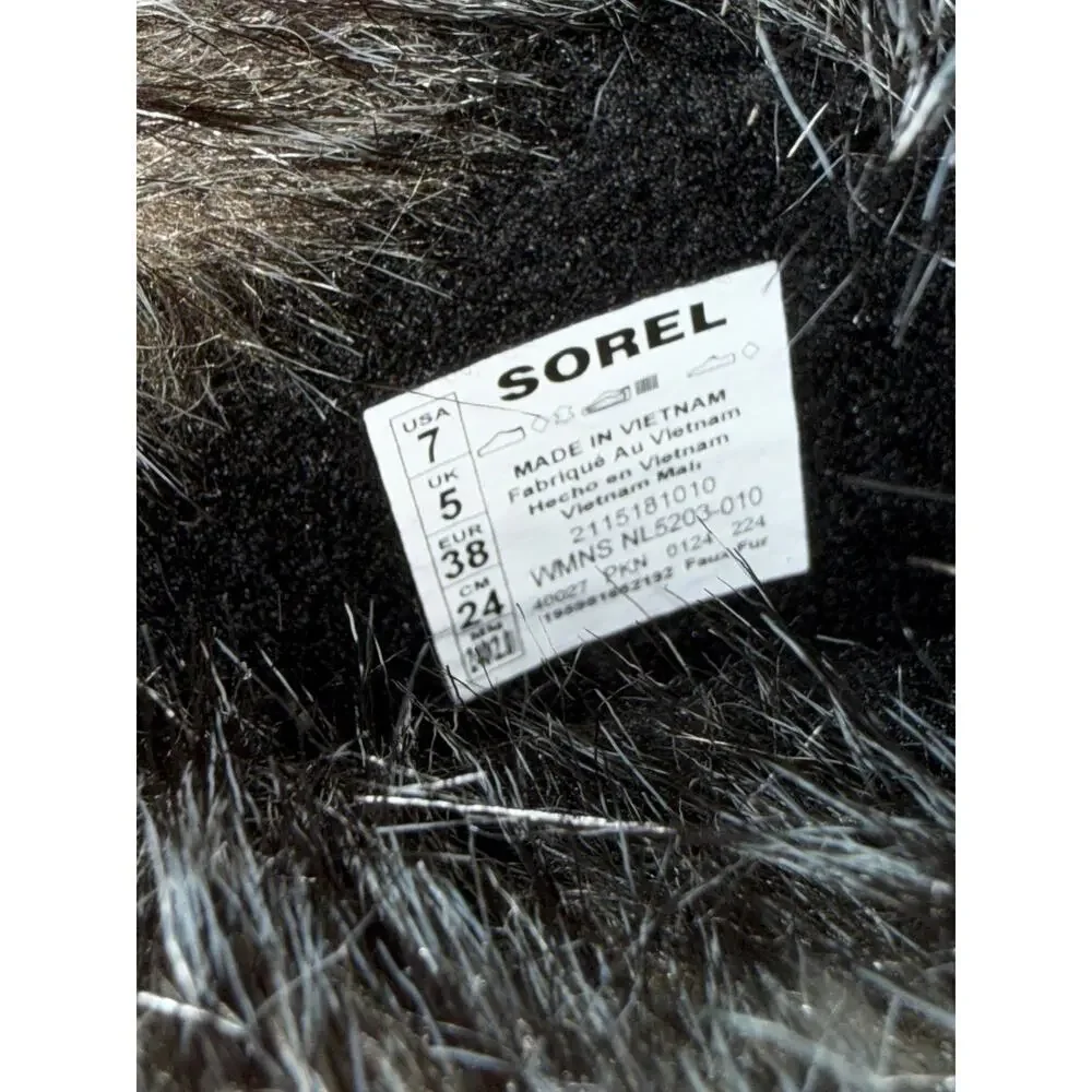 Sorel Women's Black Quarry Joan Of Arctic Waterproof Snow Boot Size 7